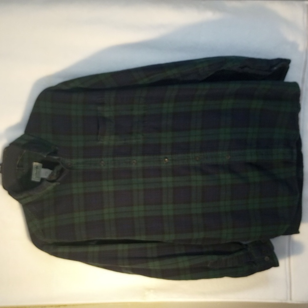L.L. Bean Mens Dark Green and Navy Plaid Flannel Shirt - Size M